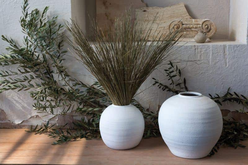 Cream Konosa Vase