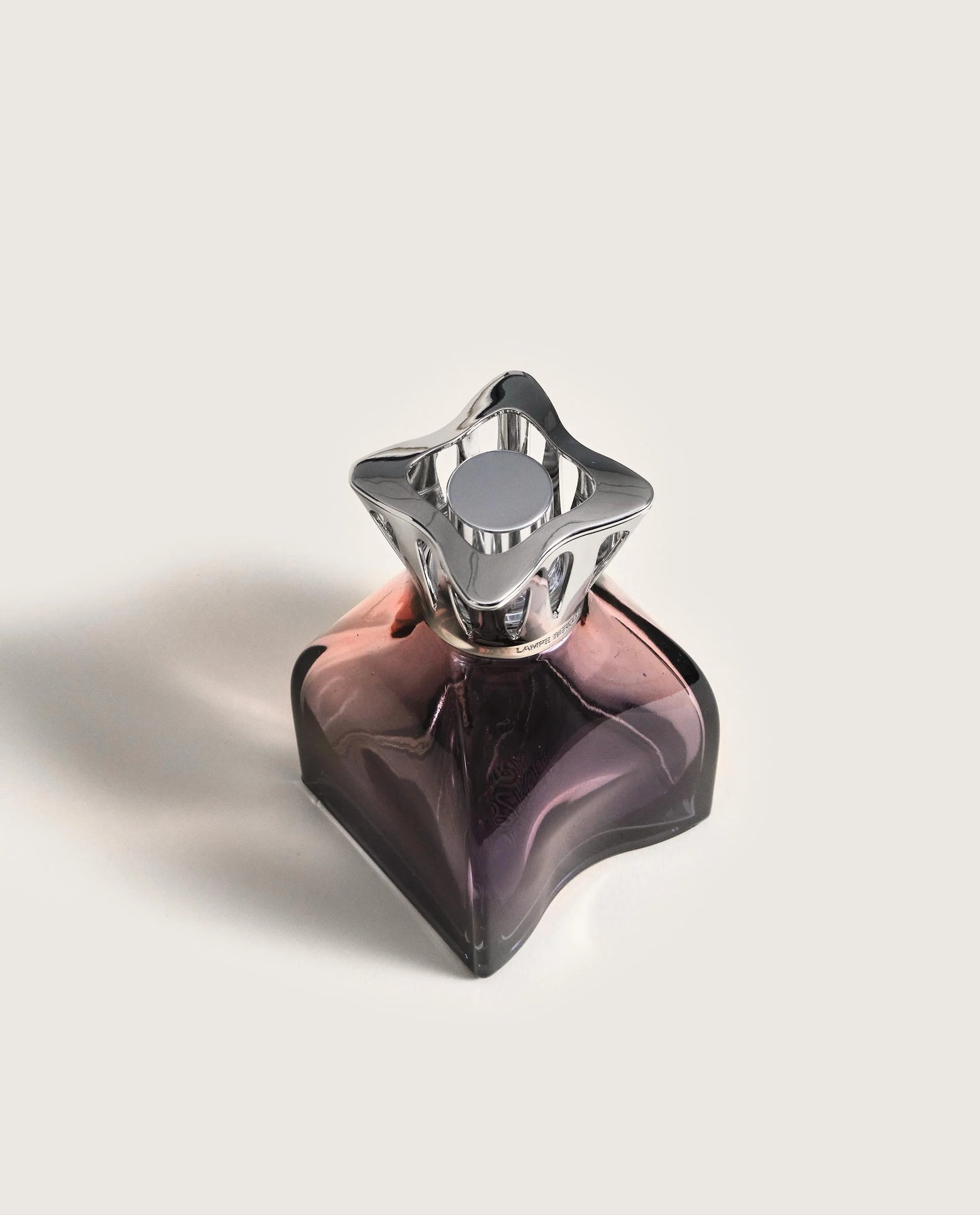 Lilly Plum Maison Berger Lamp