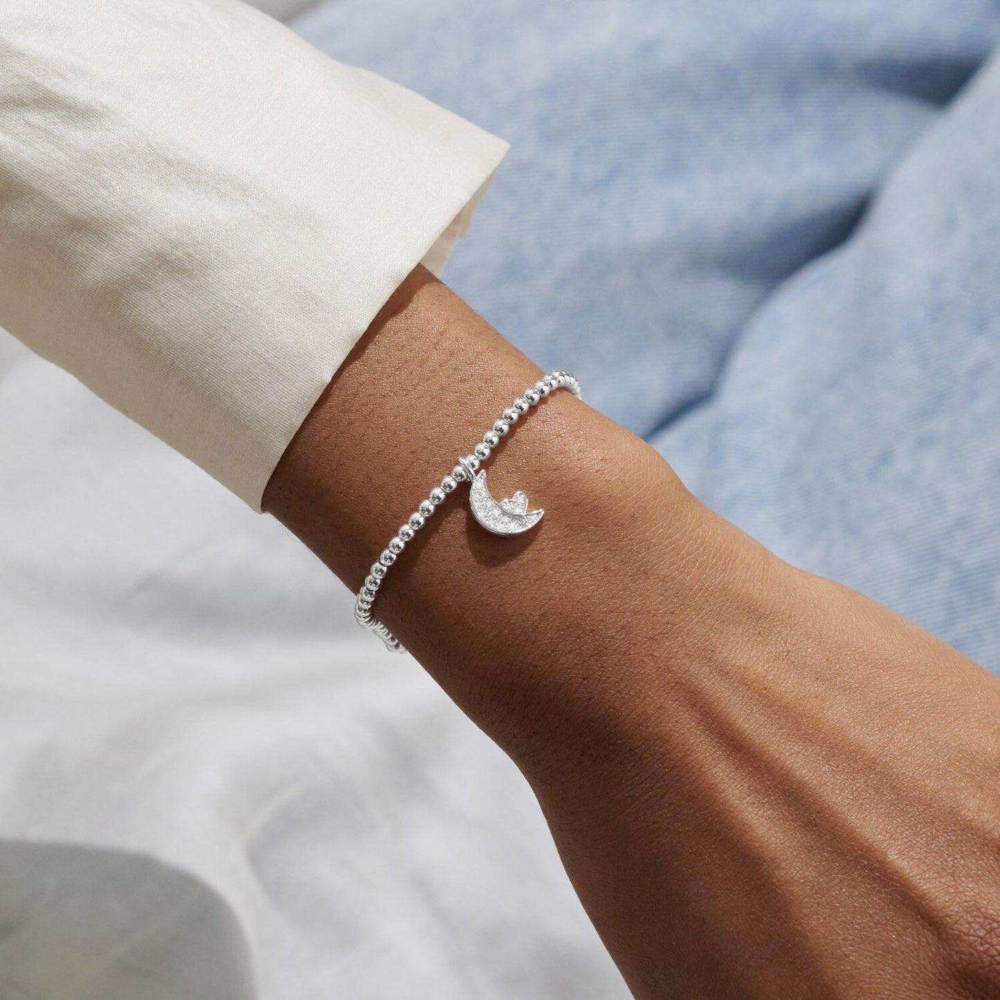 Confetti A Little 'Love You To The Moon And Back' Bracelet In Silver Plating