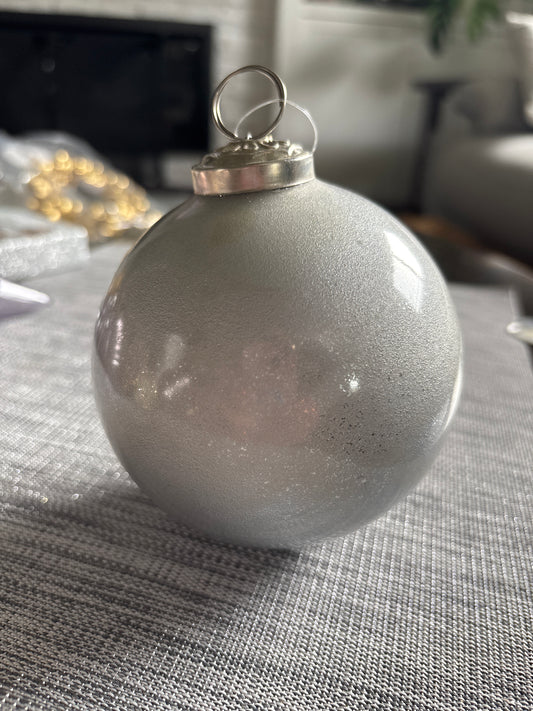 Ornament Silver Ball 4"