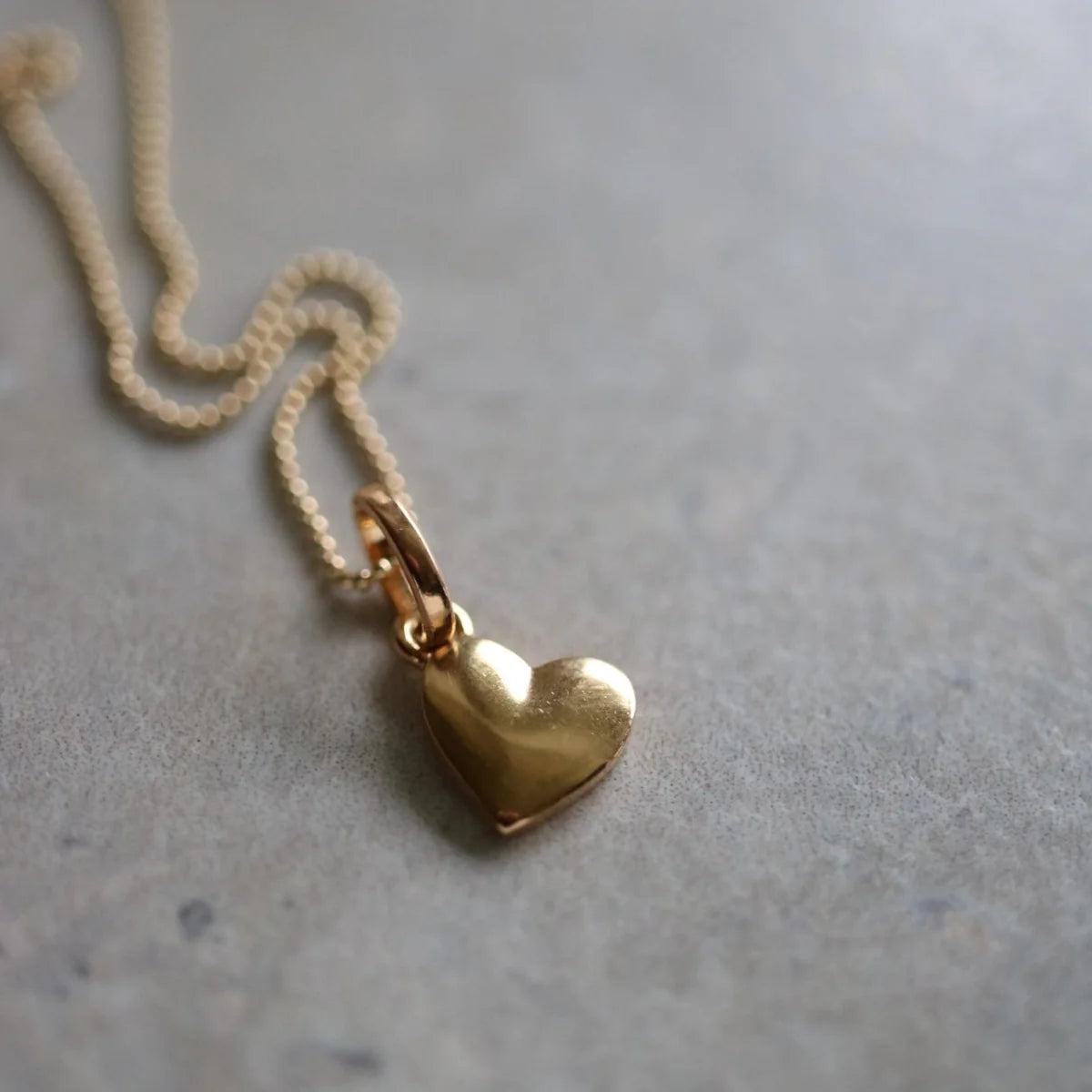 Heart Pendant Necklace | Gold
