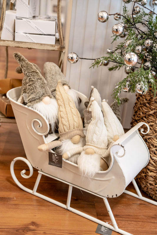 Sleigh White 25" Distressed