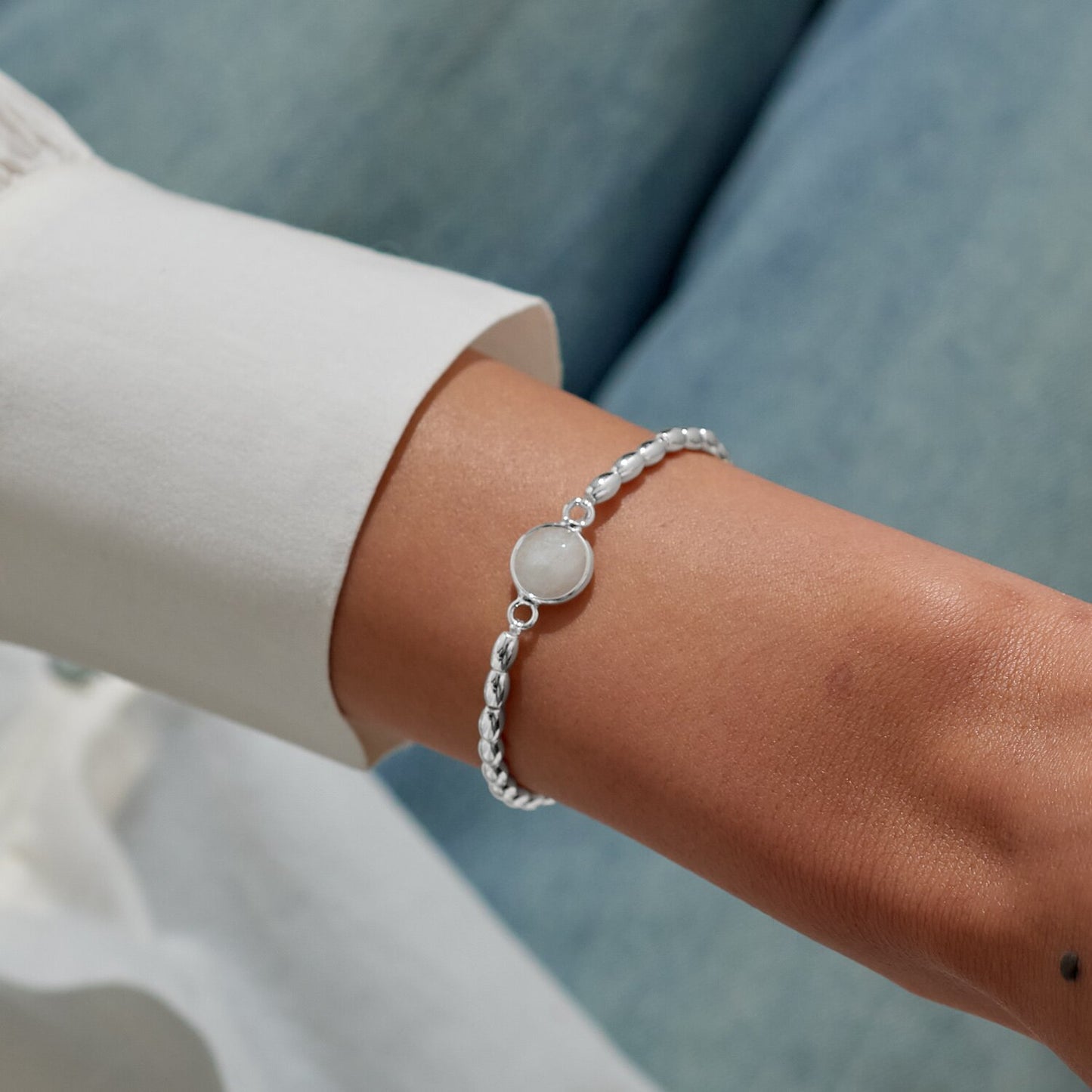 Serenity Stones White Jade Bracelet In Silver Plating