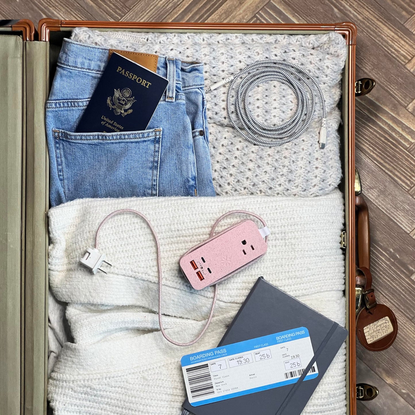 Tech Candy Travel Charging Station | Natural
