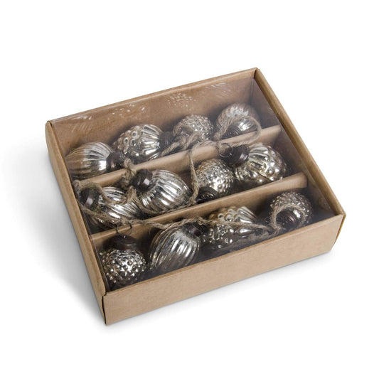 48” Silver Acorn Garland