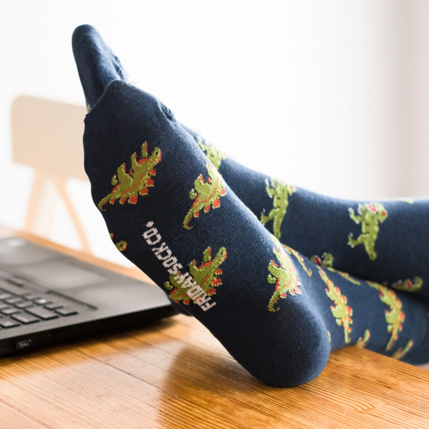 Men's Green Dinosaur Socks