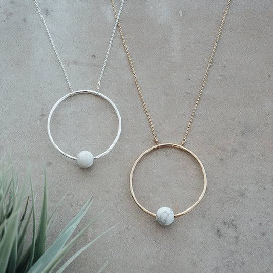 Solo Howlite Necklace