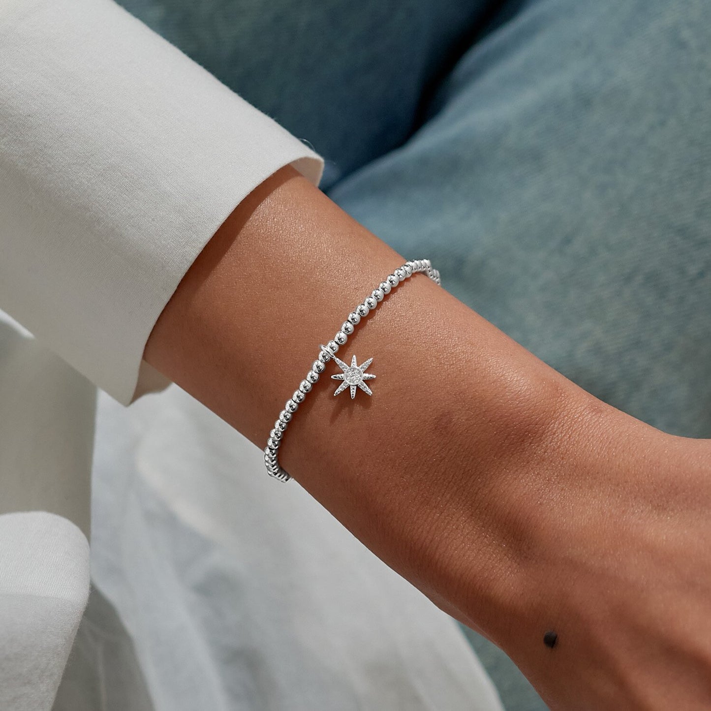 A Little 'Be The Light' Bracelet In Silver Plating