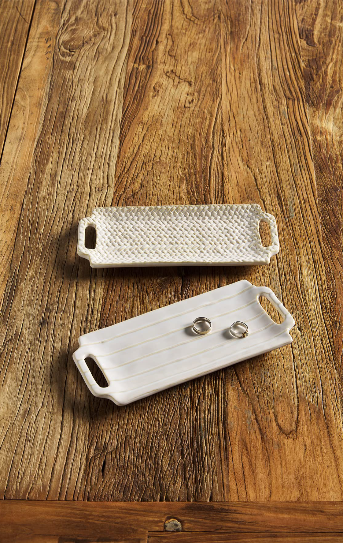 Textured Stoneware Everything Tray – 4” x 9”