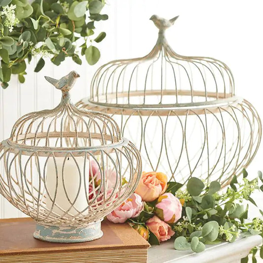 17” Bird Finial Lidded Wire Display Basket