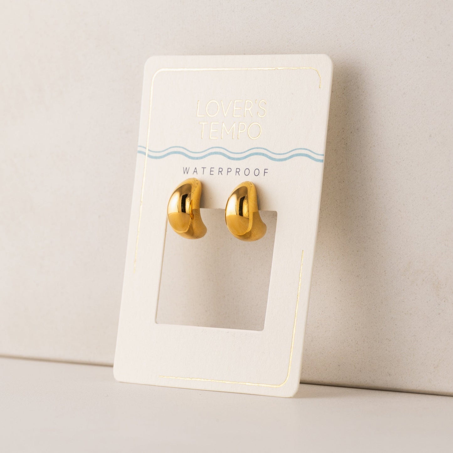 Crest Dome Hoop Earrings - Gold