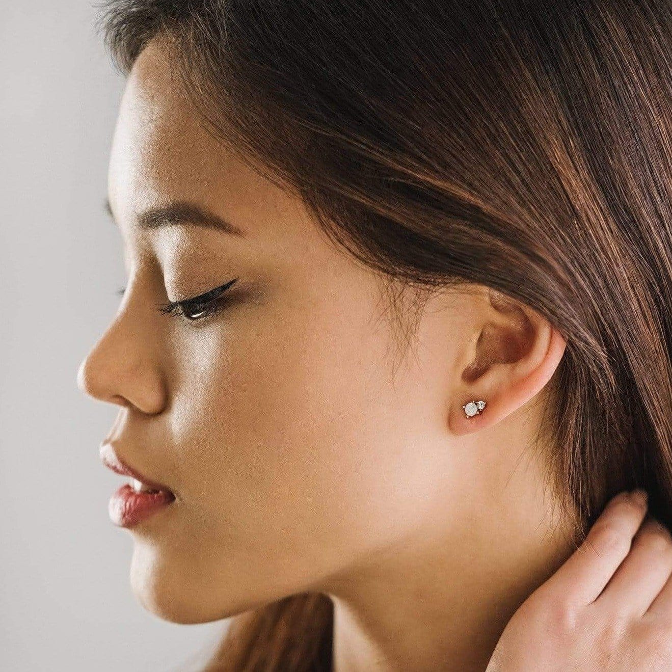 Dolce Stud Earrings - White