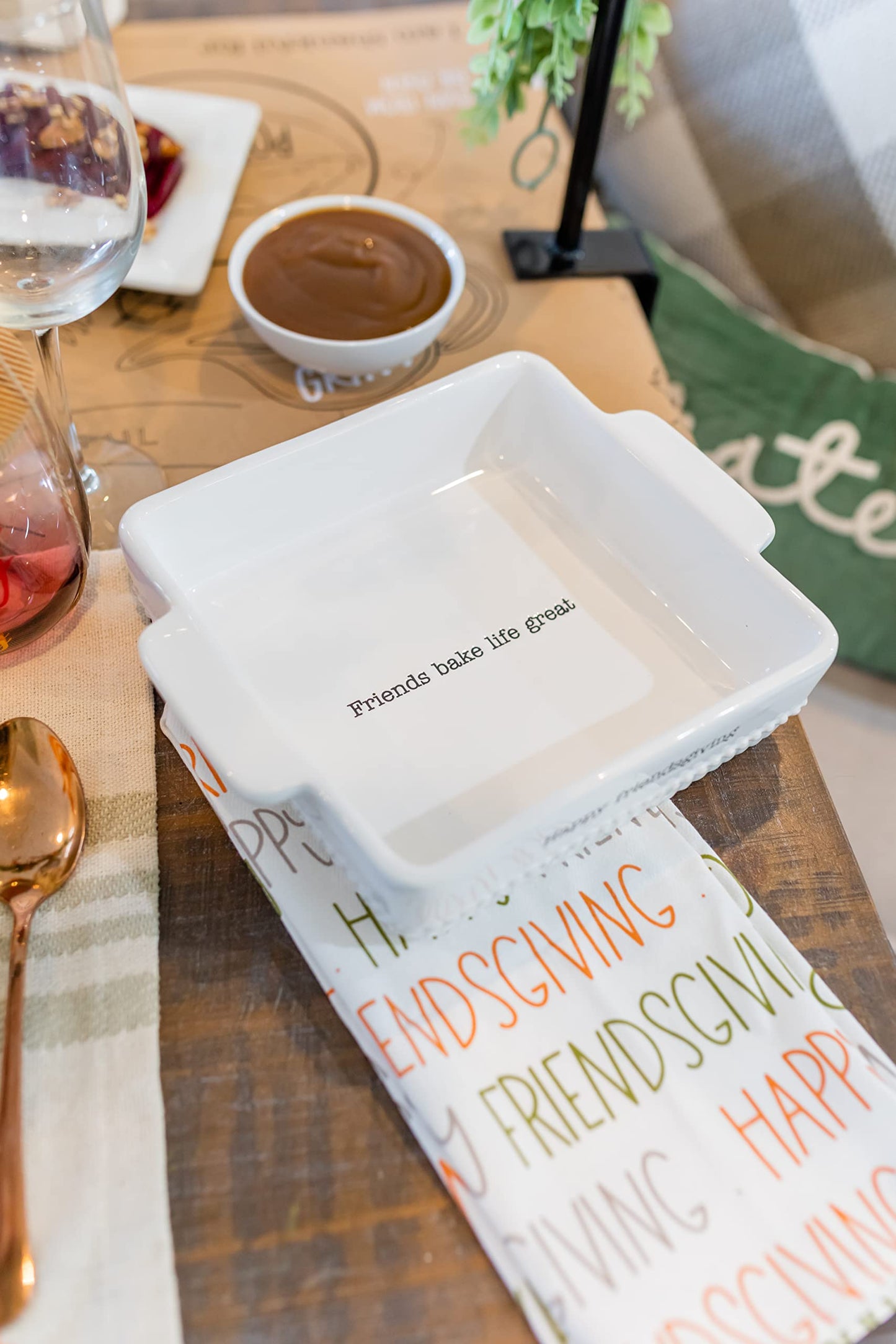 Friendsgiving Bakers Set