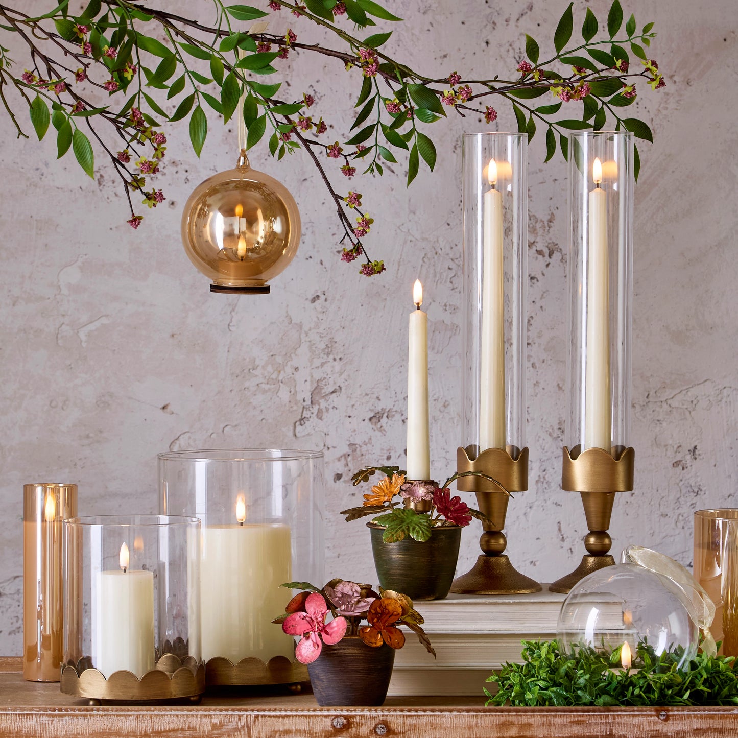 Gold Scalloped Trim Containers