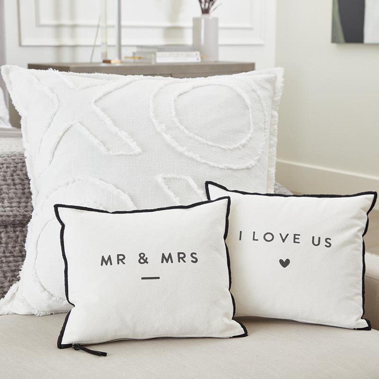 Euro Pillow 26" x 26" XOXO