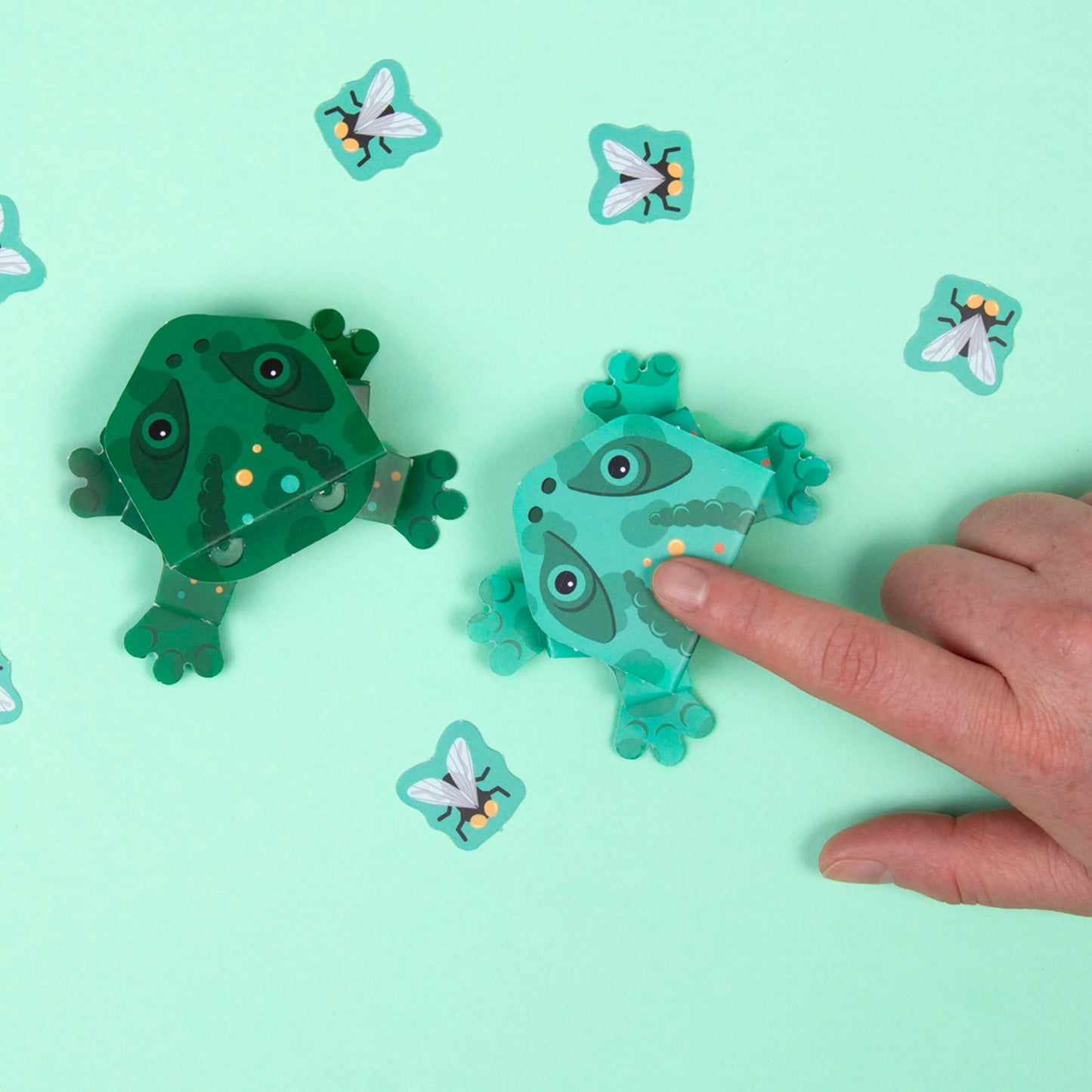 Jumping Frogs Paper Craft Kit
