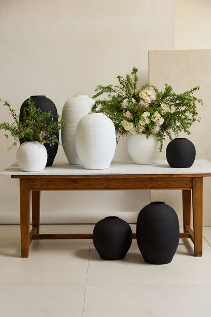 Konosa Vase