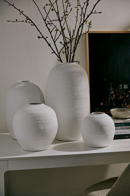 Konosa Vase